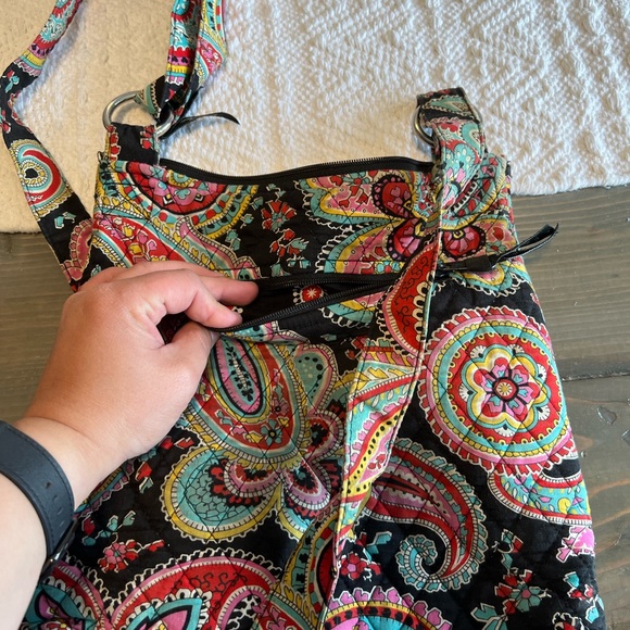 Vera Bradley 2015 Parisian Paisley crossbody - Picture 5 of 6